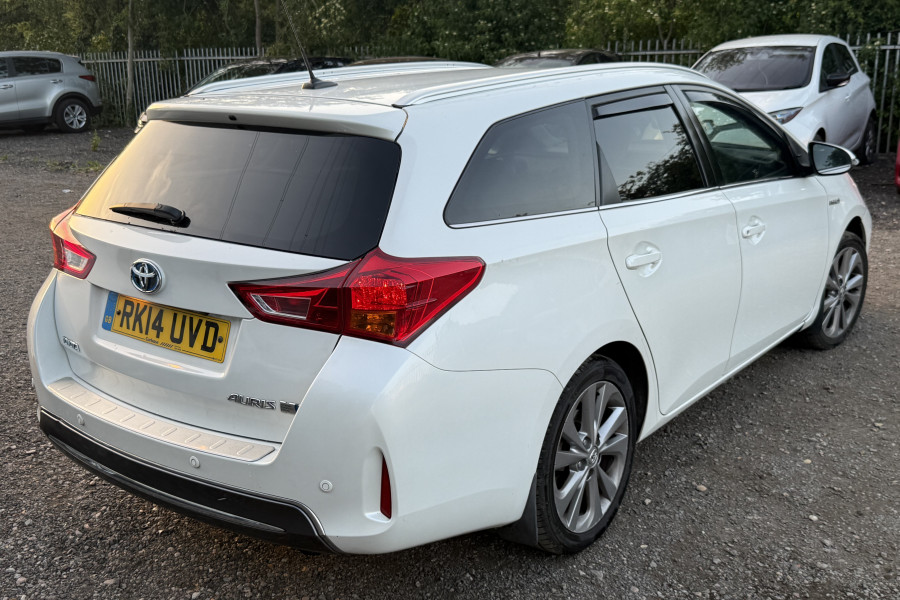 Toyota Auris 