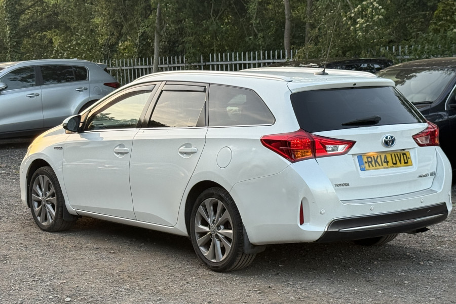 Toyota Auris 