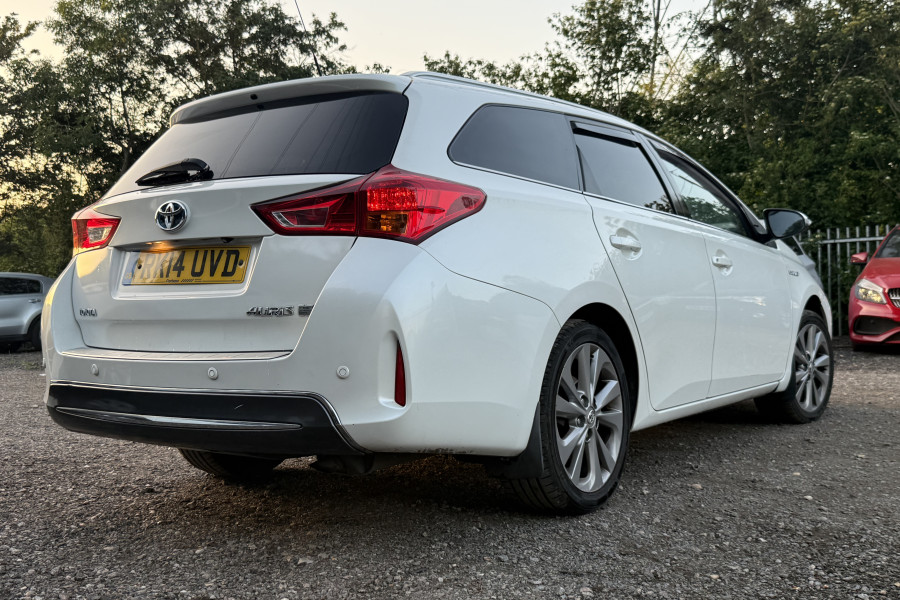 Toyota Auris 