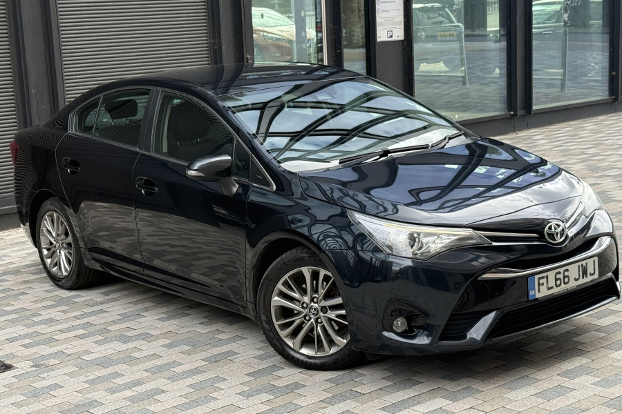 Toyota Avensis Verso 