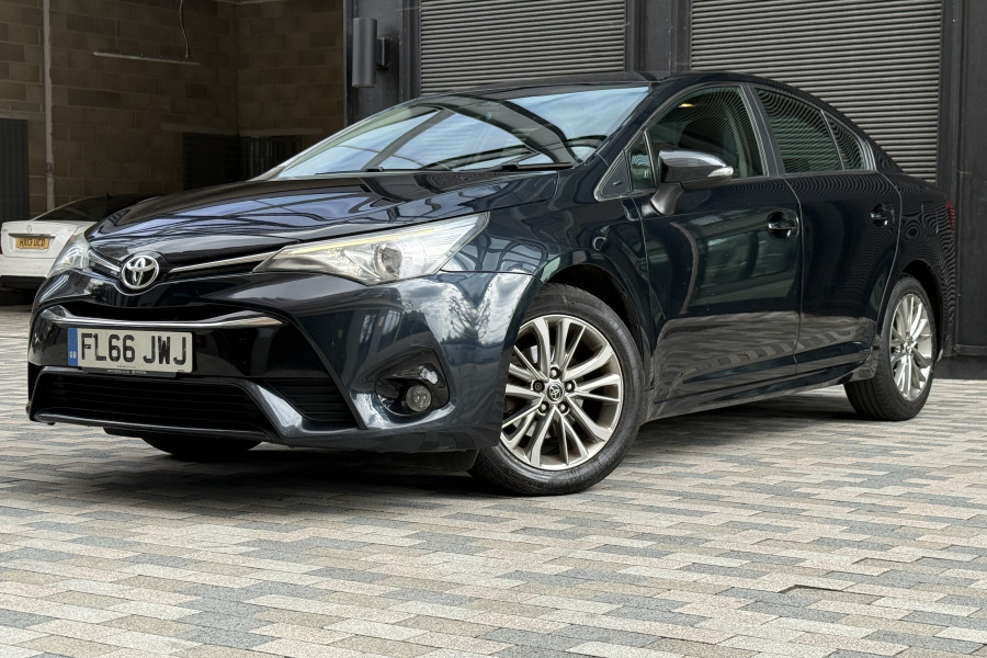 Toyota Avensis Verso 