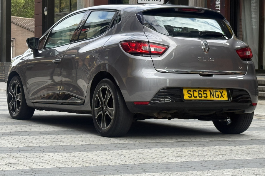 Renault Clio 